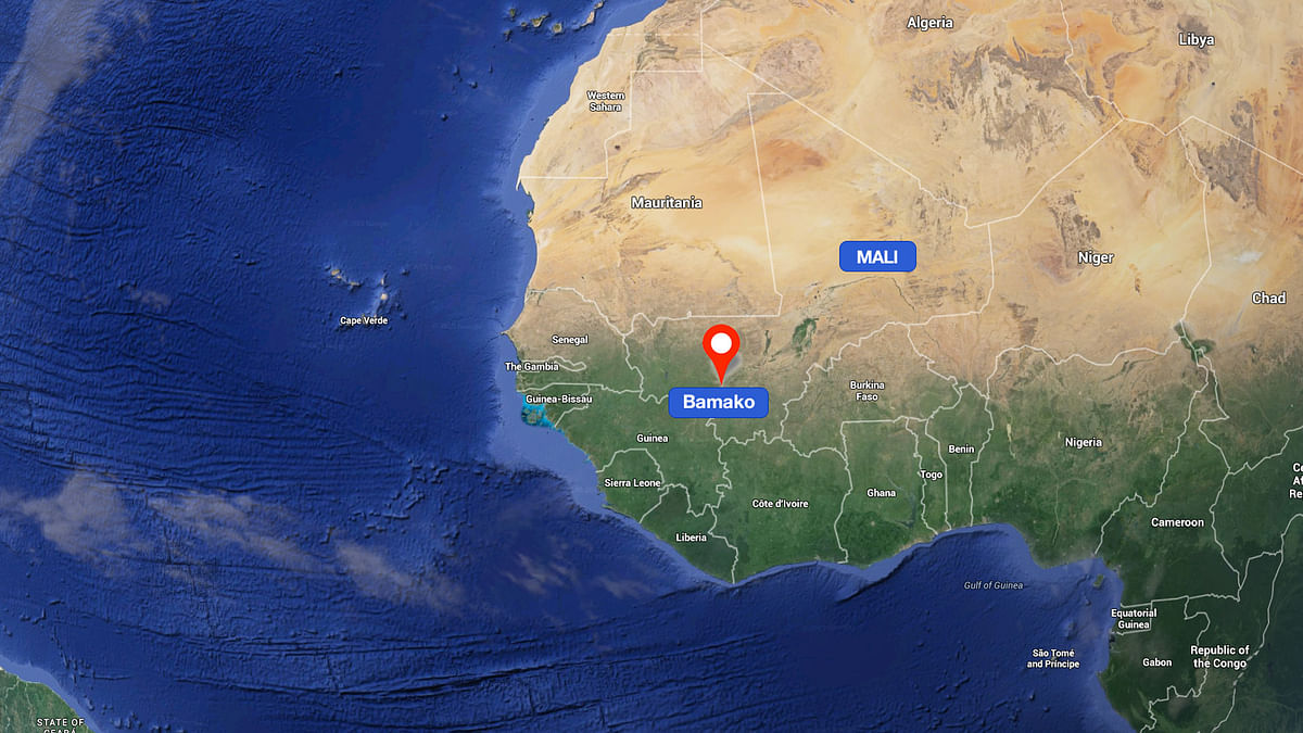 अफ्रीकी देश माली की राजधानी बमाको में एक होटल पर आतंकियों ने हमला किया. बंधक बनाए गए 170 में से तीन को मारी गोली.