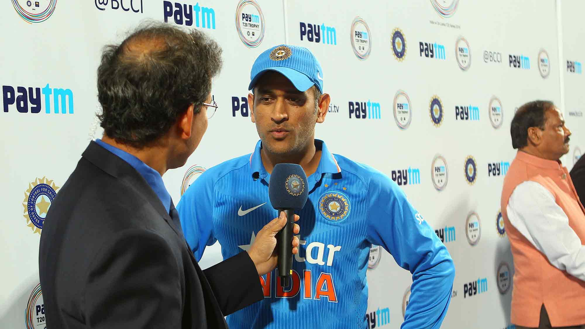 भारतीय T20 टीम के कप्तान महेंद्र सिंह धोनी. (फोटो: Ron Gaunt / BCCI / Sportzpics)