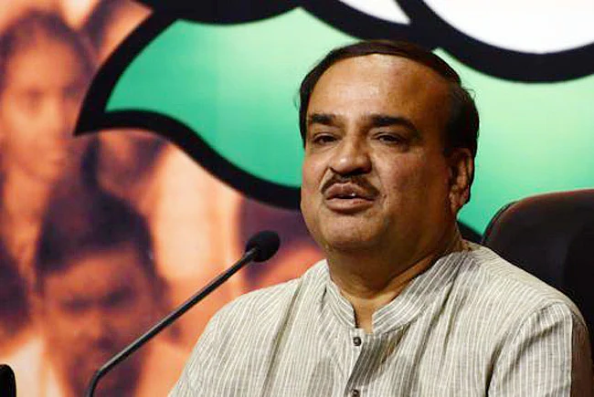 बीजेपी सांसद अनंत कुमार (फोटो: ANI)