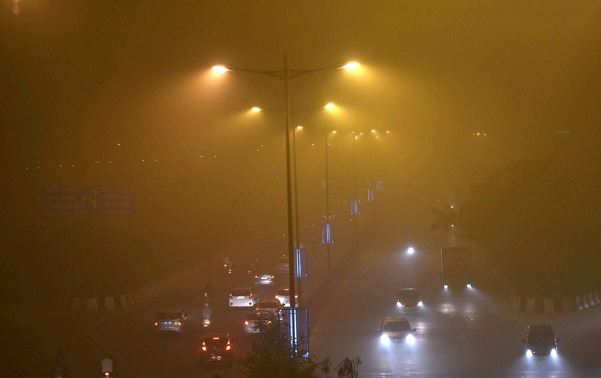 दिल्ली सीएम और केंद्र सरकार ने दिल्ली में प्रदूषण को लेकर बुलाईं इमरजेंसी मीटिंग्स