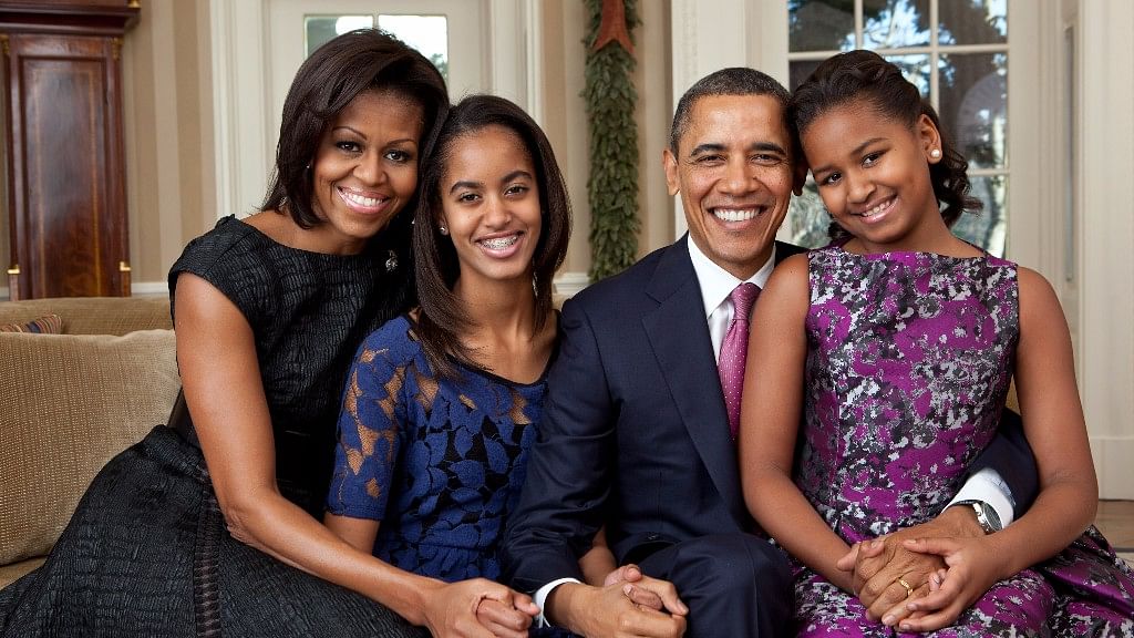 ओबामा ने कहा कि वह अक्सर बटुआ नहीं रखते लेकिन व्हाइट हाउस में वो और उनका परिवार टेक्सपेयर्स के पैसे से नहीं रहते.