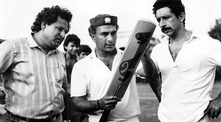 

सुनील गावस्कर अपनी जिंदगी में किसी तेज गेंदबाज से नहीं डरे लेकिन इस महान बल्लेबाज को कुत्ते से बहुत डर लगता था.