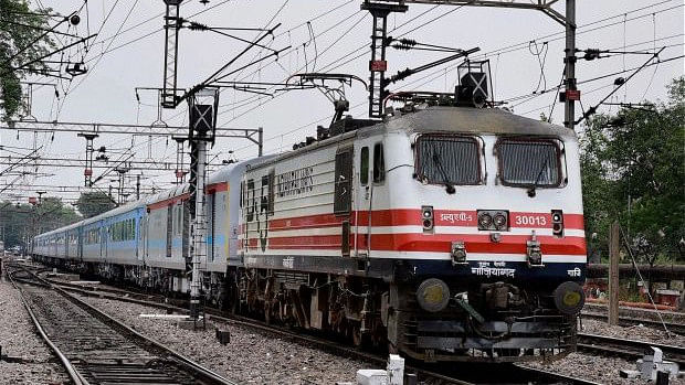 भारतीय रेलवे में अभ्यर्थियों के लिए सुनहरा अवसर