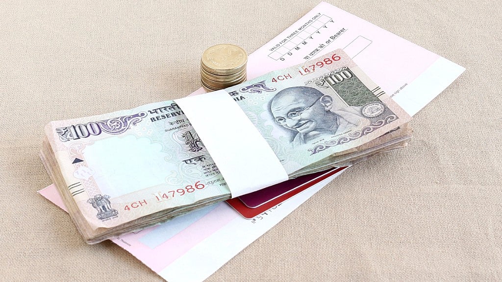 बैंकों के मर्जर के बाद भी मौजूदा चेक बुक फिलहाल चलते रहेंगे