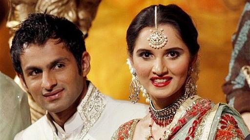 पाकिस्तान में मौजूद पति ने भारत में मौजूद पत्नी को अनोखे अंदाज में विश किया&nbsp;