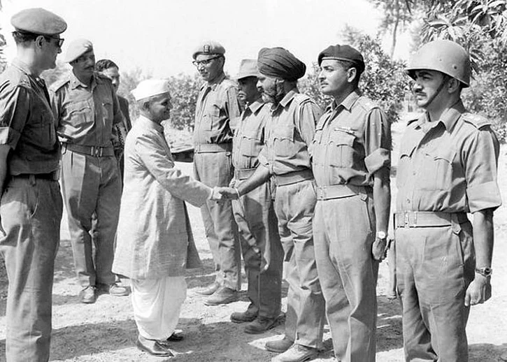 शास्त्री ने दिया ‘जय जवान, जय किसान’ का नारा
