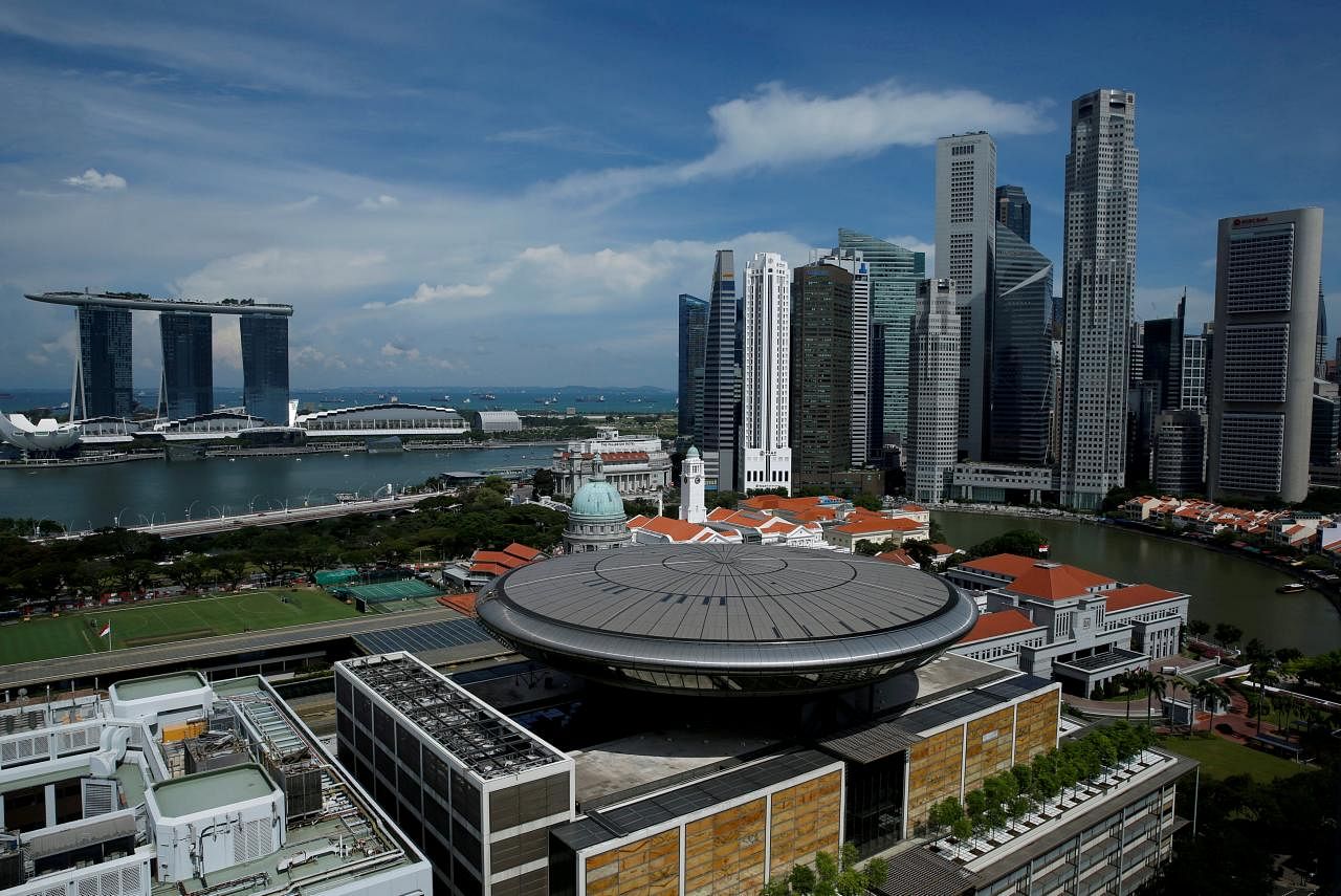 सिंगापुर सरकार ने पेश किया 10 अरब डॉलर के फायदे वाला बजट