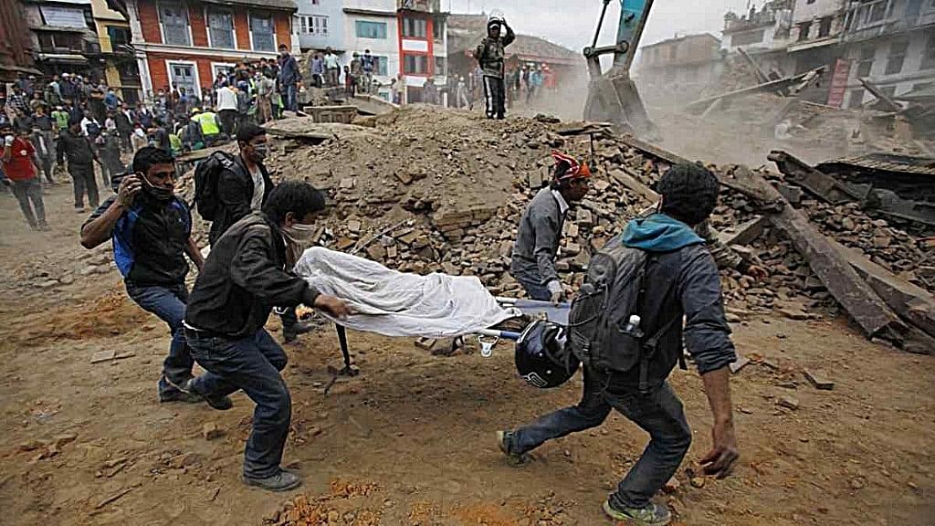 25 अप्रैल, 2015 को आए नेपाल भूकंप में 9000 से ज्यादा लोगों को जान गंवानी पड़ी थी.&nbsp;