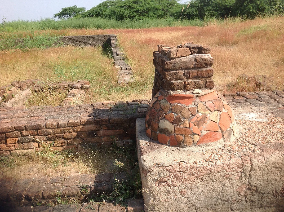 गुजरात के लोथल स्थित सिंधु घाटी सभ्यता का बंदरगाह शहर