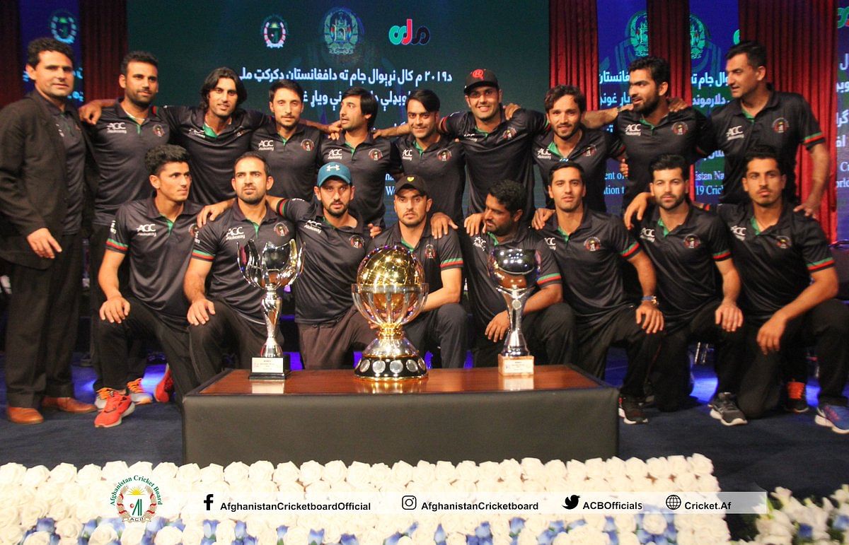 2012 में पहली बार अफगानिस्तान ने किसी बड़ी टीम  के खिलाफ ODI खेला था और अब भारत के खिलाफ बेंगलुरू में टेस्ट खेलेंगे