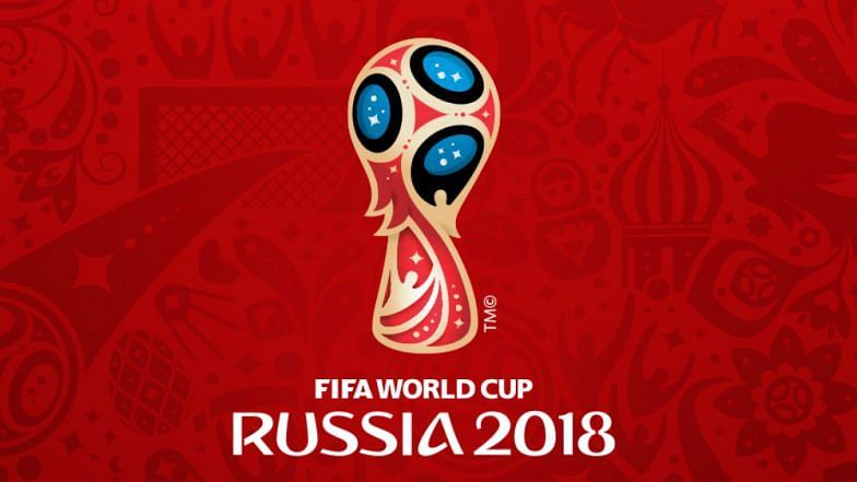 इस टूर्नामेंट का हिस्सा बनने के लिए दुनिया के कोने-कोने से फुटबॉल फैंस रूस पहुंच चुके हैं.