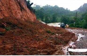 कर्नाटक : मूसलाधार बारिश से जनजीवन प्रभावित