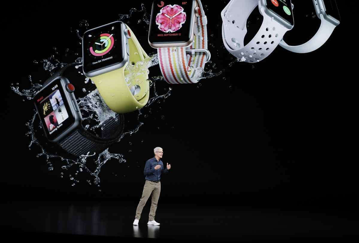 एपल वॉच सीरीज 4 को कई बड़े बदलावों के साथ लॉन्च किया गया है.