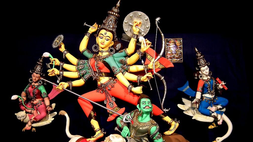 मां दुर्गा की पूजा-अर्चना का महापर्व नवरात्र शुरू