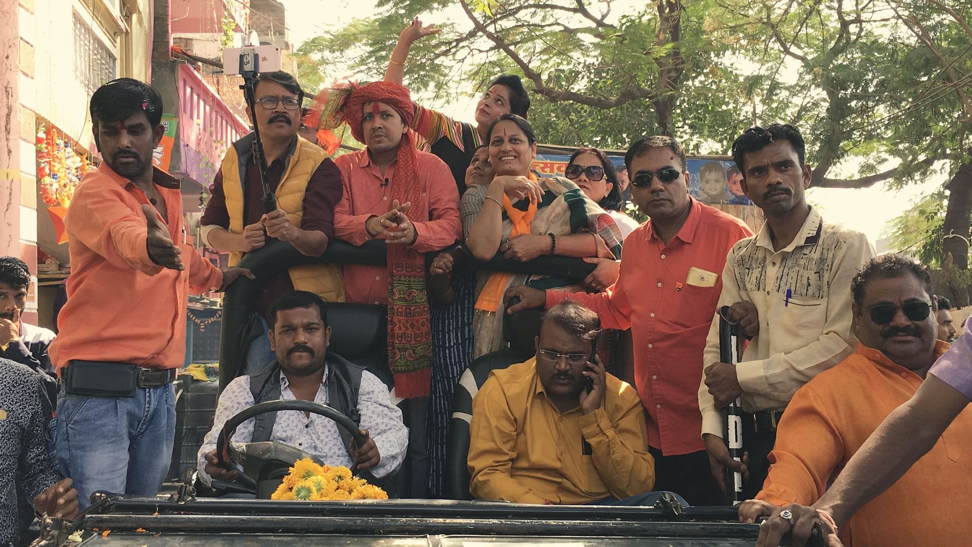 इंदौर-3 सीट से चुनाव प्रचार करते हुए आकाश विजयवर्गीय