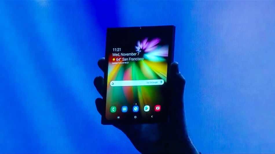 Dong Jin Koh ने फोल्डेबल स्मार्टफोन को 2019 में  लॉन्च करने की बात,  Samsung Developers Conference 2018 में कही.