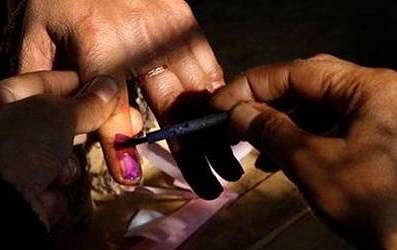 राजस्थान विधानसभा चुनाव : कड़ी सुरक्षा के बीच मतदान शुरू