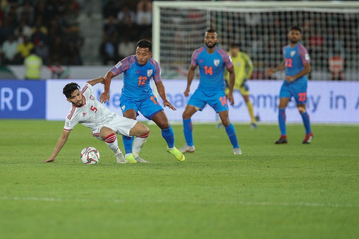 क्या पहली बार एएफसी एशियन कप के नॉकआउट दौर में पहुंचकर भारतीय फुटबॉल टीम इतिहास रच पाएगी?