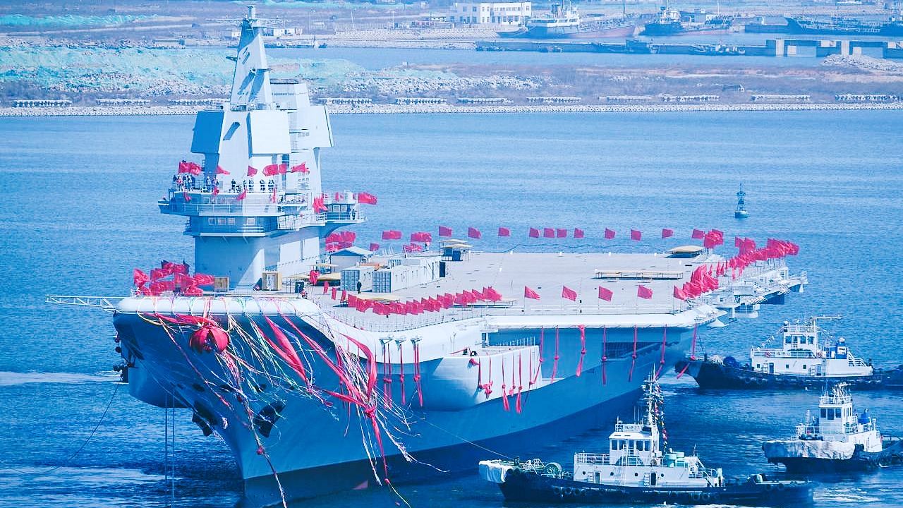 चीन में पूर्ण रूप से निर्मित और विकसित युद्धपोत ‘लाउनिंग’