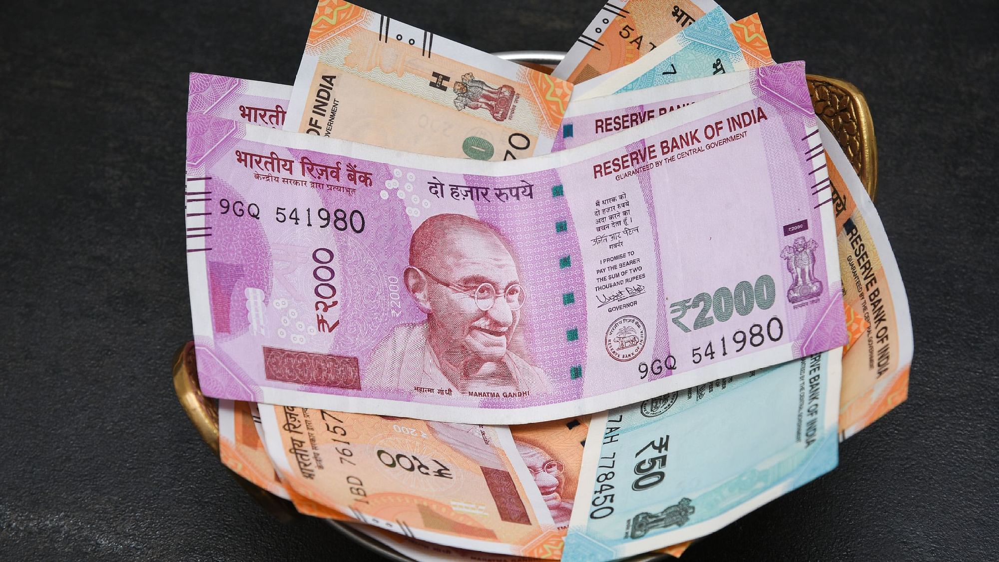 Cbr currency. Indian money. Indian currency. Индийская рупия деньги. 2000 Rupee.