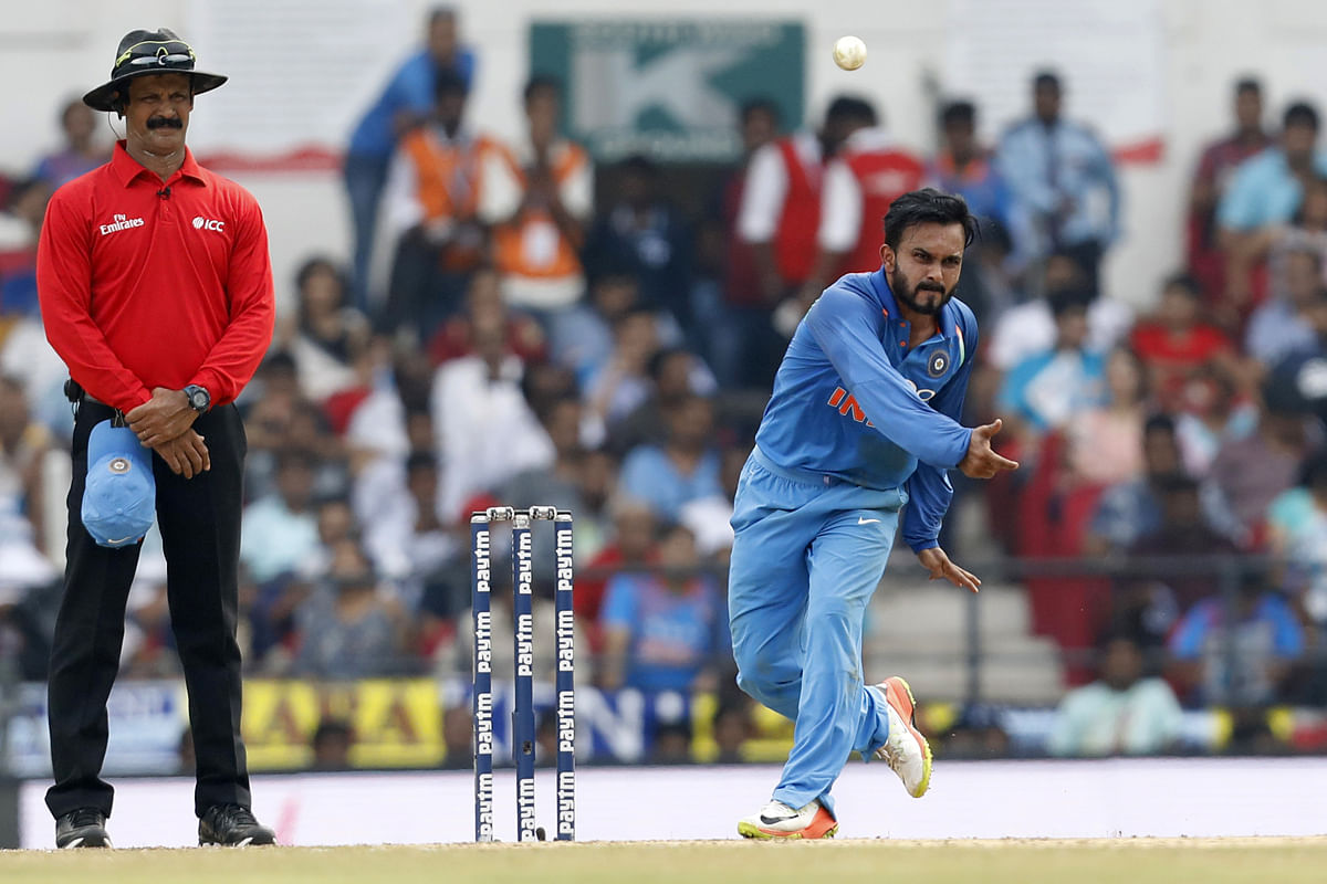 पांचवें वनडे में जीत के बाद रोहित शर्मा ने केदार जाधव की जमकर तारीफ की है 