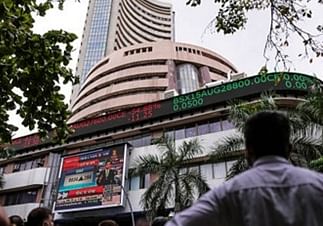 Stock Market crash:क्यों औंधे मुंह गिरा भारतीय शेयर बाजार,ये 4 चीजें हैं गुनहगार