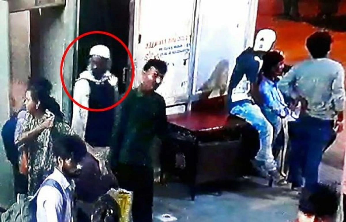 बेंगलुरु में कुछ दिन पहले मीडिया ने बिना सच जाने एक शख्स को ‘संदिग्ध आतंकवादी’ करार दे दिया, क्या है उसकी कहानी?