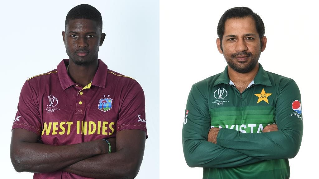 West Indies vs Pakistan Cricket Vishwa Cup 2019: वेस्टइंडीज के कप्तान जेसन होल्डर (बाएं) और पाकिस्तान के कप्तान सरफराज अहमद (दाएं)