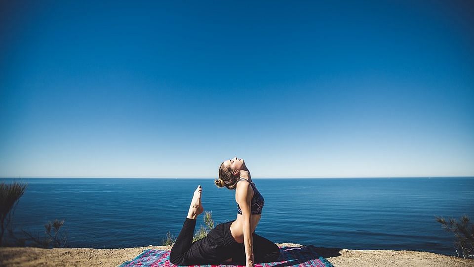 International Yoga Day History: 21 जून को ही क्यों मनाते हैं योग दिवस