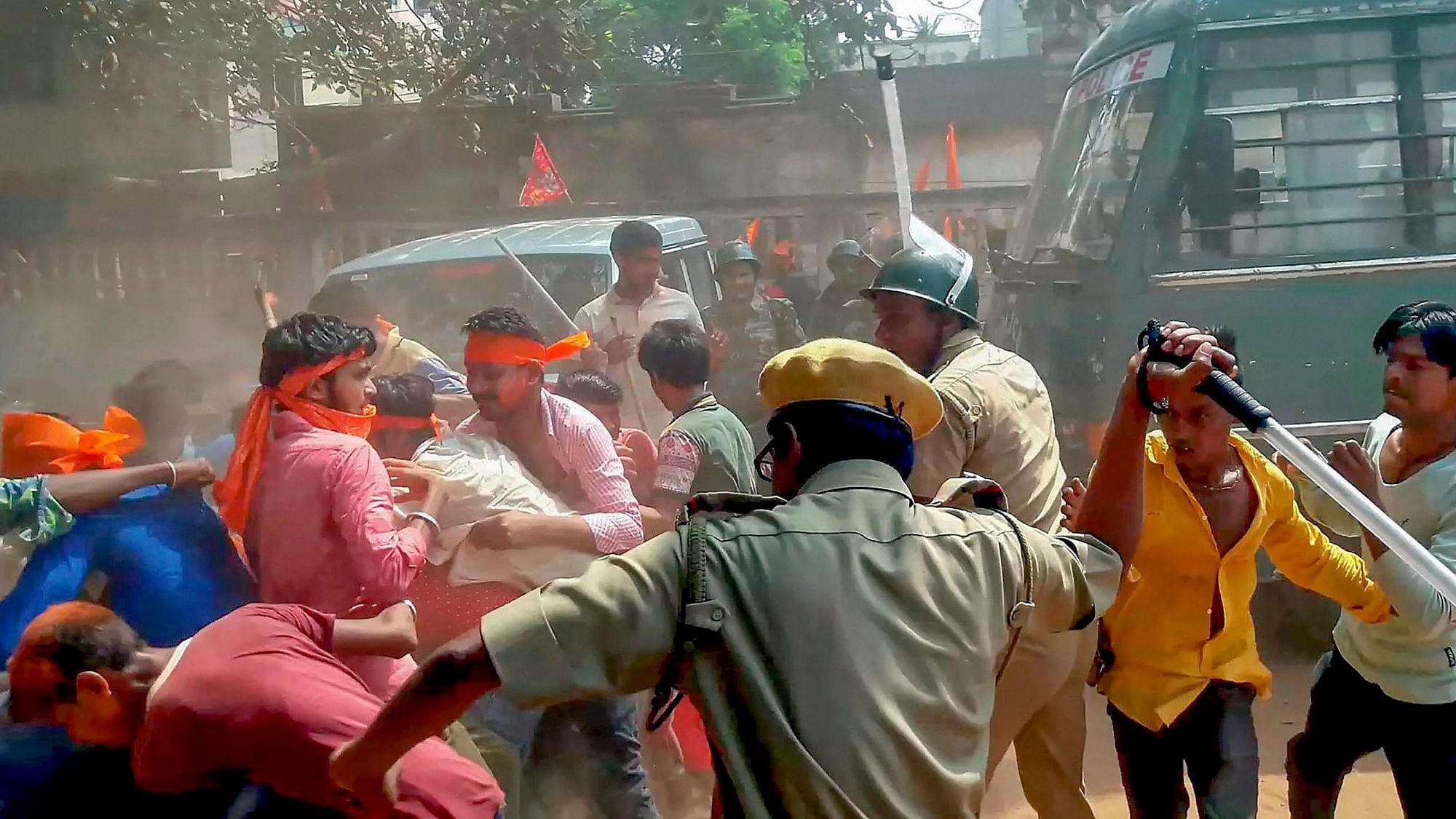 चुनावों के बाद से पश्चिम बंगाल में रोज हिंसा का मंजर