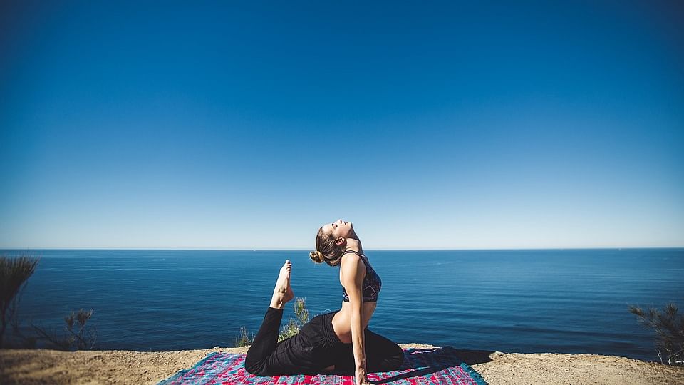 World Yoga Day 2021: इन मैसेज,कोट्स से अपनों को Wish करें योग दिवस