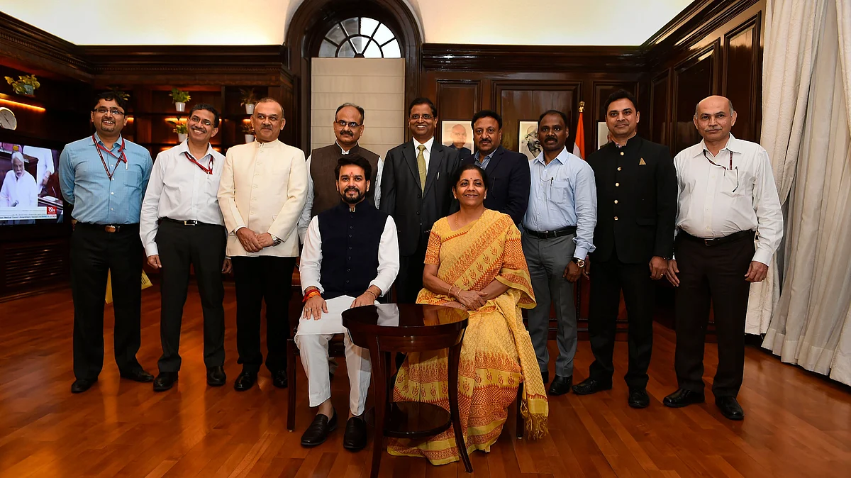 थोड़ा धार्मिक और राजनीतिक भी है आर्थिक सर्वे 2018-19