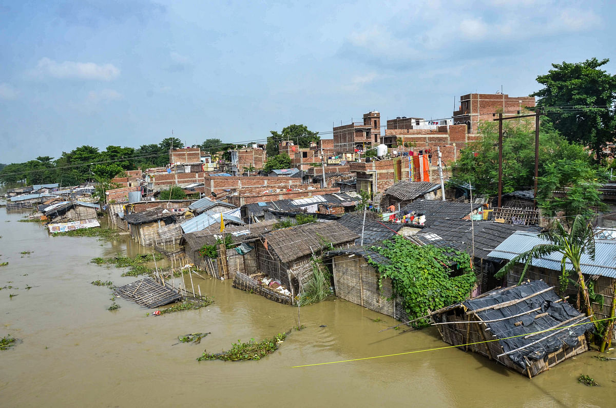 बिहार के 12 जिले बाढ़ से प्रभावित, अब तक 67 लोगों की मौत