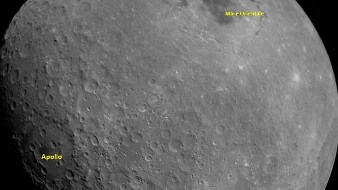 ISRO ने जारी की चंद्रयान-2 से ली गई चांद की पहली तस्वीर