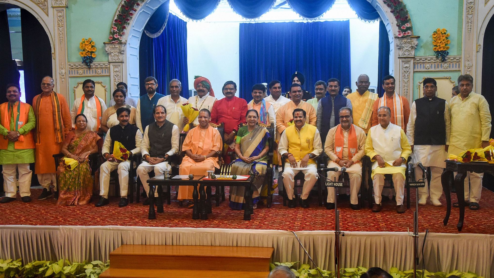 UP Mantrimandal Ministers List 2019: योगी मंत्रिमंडल विस्तार में कुल 23 मंत्रियों ने ली शपथ