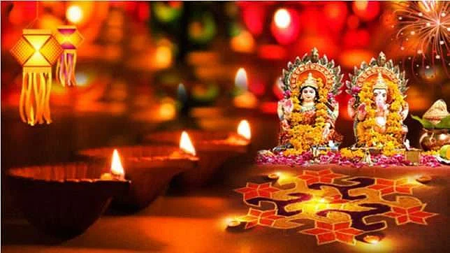 Diwali 2019: कब करें गणेश-लक्ष्मी पूजन? छोटी दिवाली का जानें महत्व