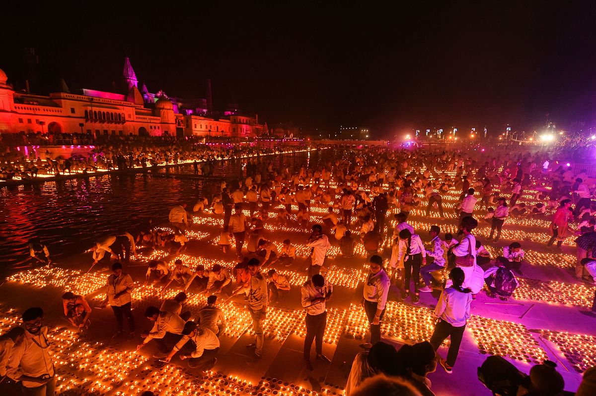 दीपावली: अयोध्या में दीपोत्सव पर वर्ल्ड रिकॉर्ड की तैयारी, जलेंगे 12 लाख दीये