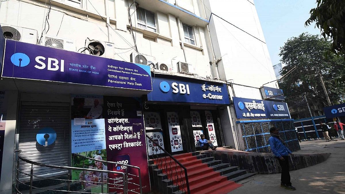 SBI ने शुरू की Whatsapp Banking सर्विस, अब बैंक जाने की जरूरत नहीं