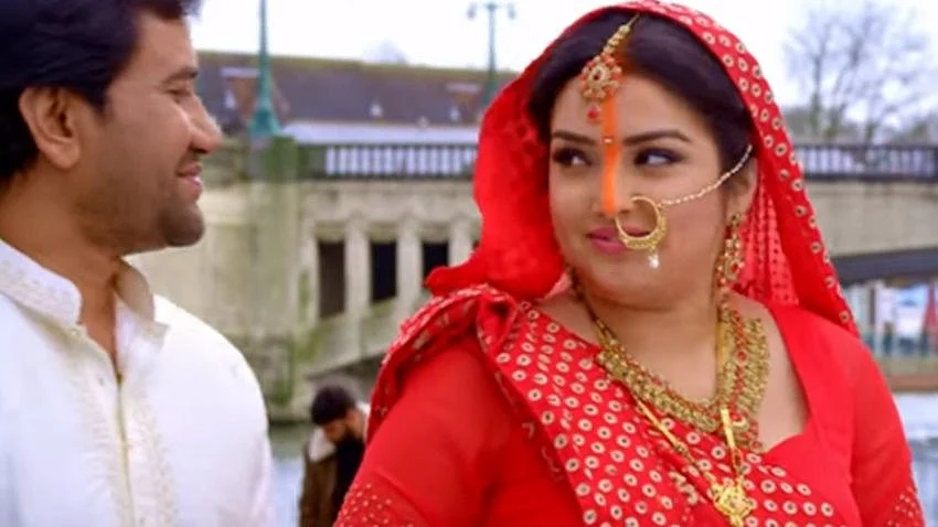 छठ से पहले छा गया Nirahua-Amrapali का वीडियो, मिले लाखों व्यूज