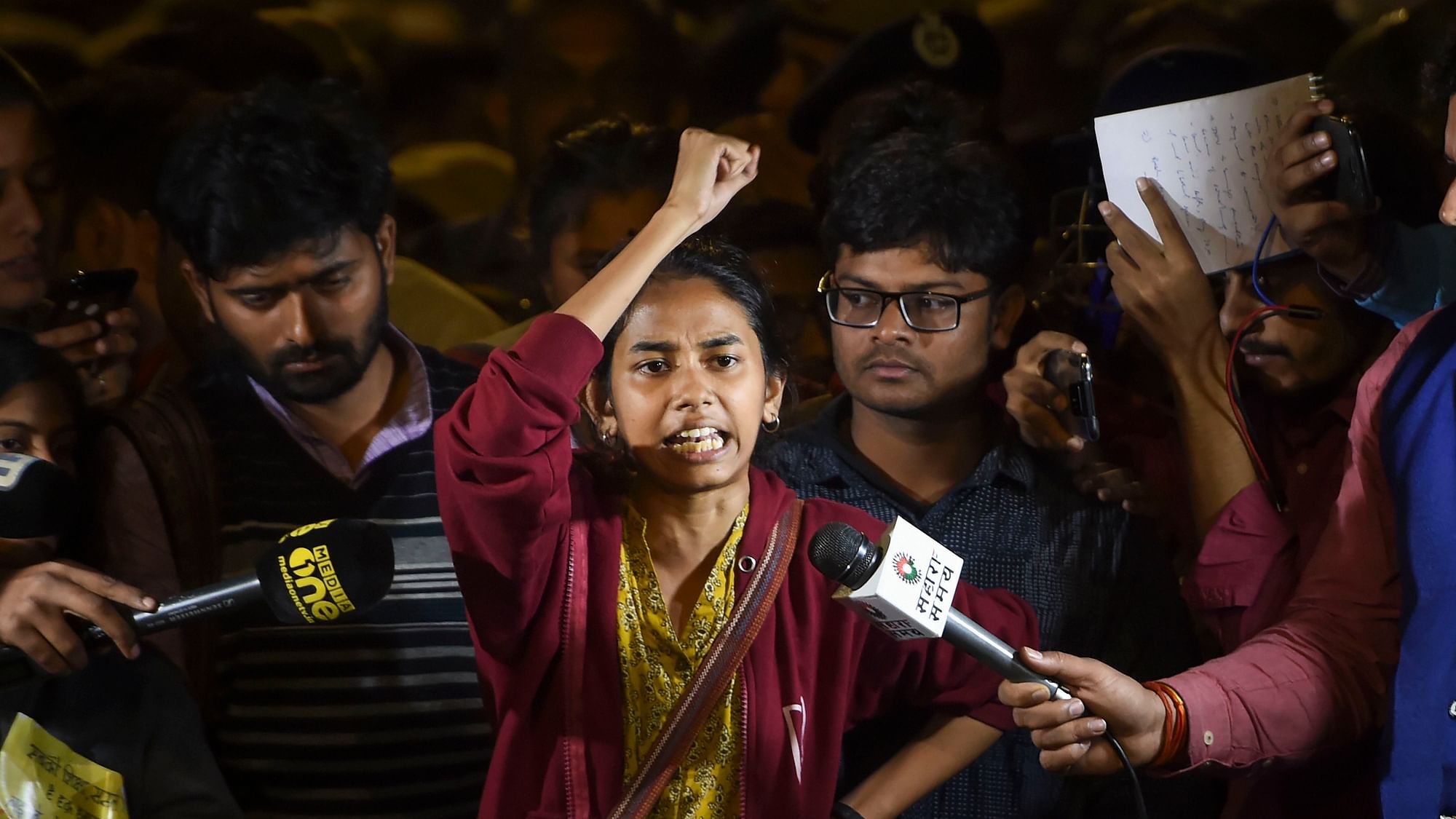 JNU को बुरा मत कहिए,सत्ता तो चाहती है कि छात्र राजनीति से दूर रहें