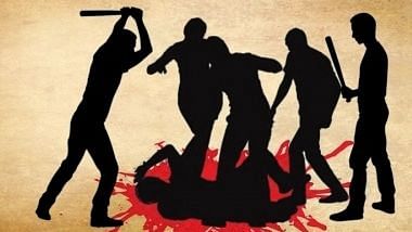 Prayagraj: चोरी के शक में भीड़ ने की दो युवकों की पिटाई, एक की मौत
