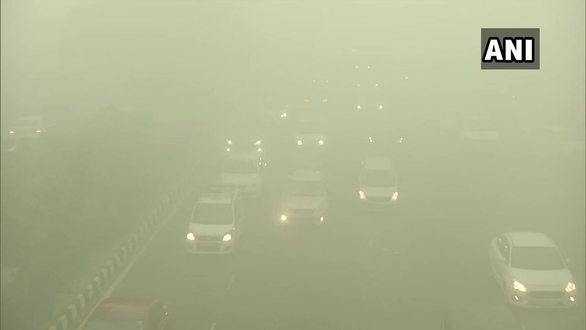 Delhi Temperature: दिल्ली में टूटा ठंड का रिकॉर्ड, और गिरा पारा