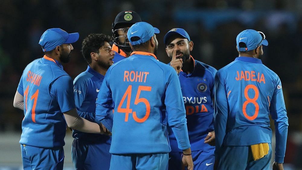 India vs Australia, 2nd ODI Rajkot Score: रविंद्र जडेजा ने पहले ऐरॉन फिंच और फिर मार्नस लाबुशेन को आउट किया