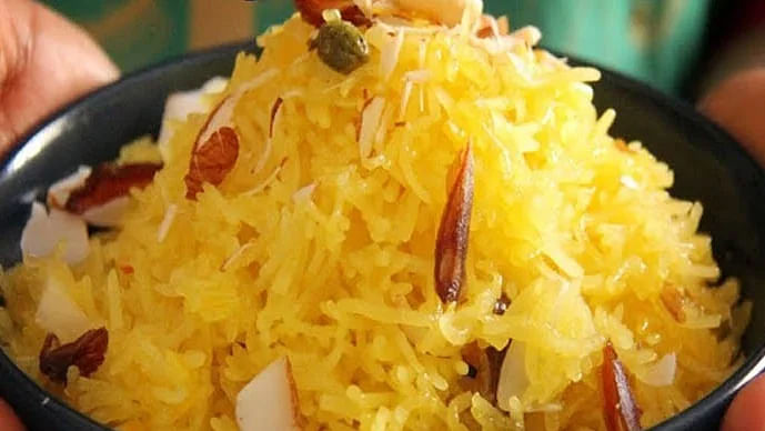Yellow Food Recipe: How to cook meethe rice on Basant Panchami. पीले मीठे चावल बनाने की विधि.