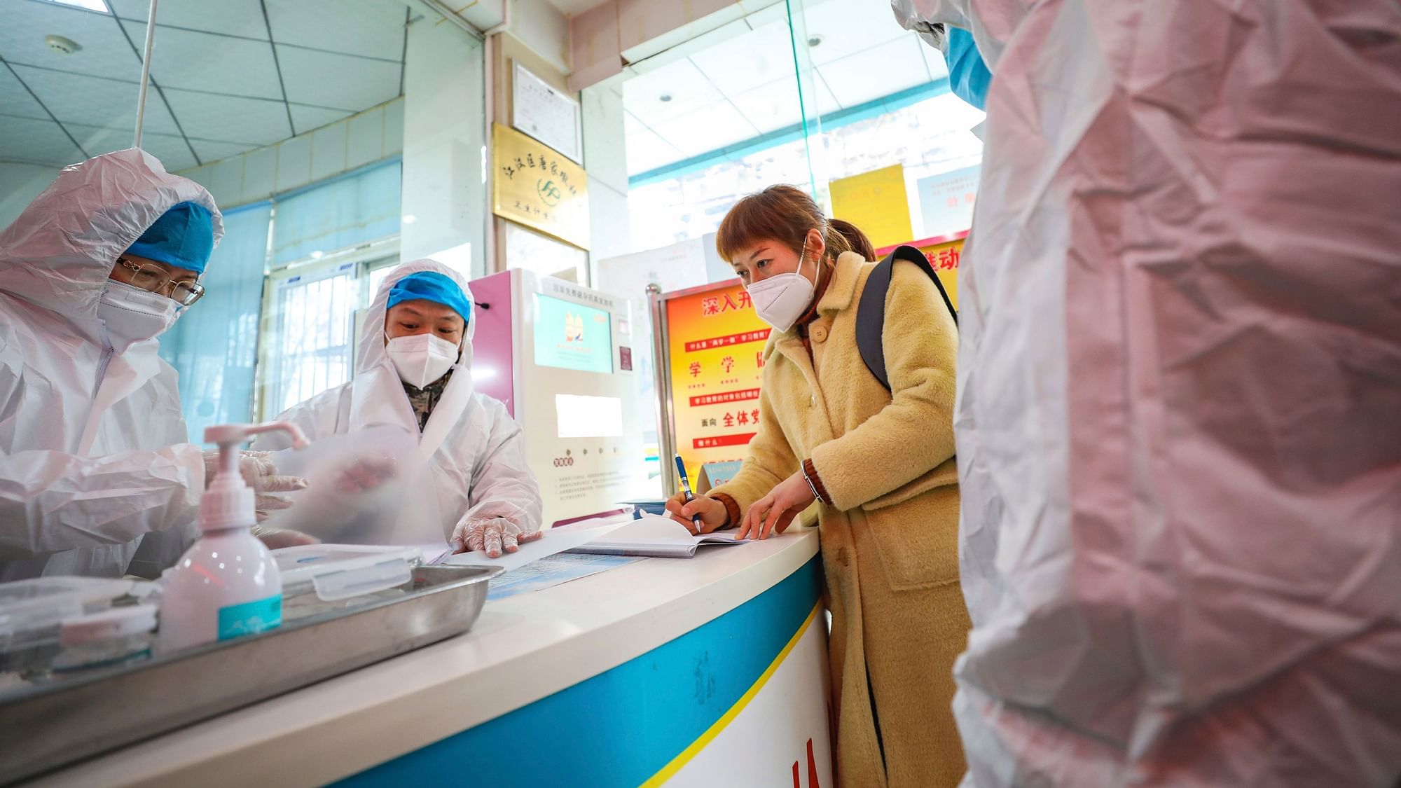 &nbsp; चीन में कोरोनावायरस से अब तक 1000 से ज्यादा लोगों की मौत हो चुकी है &nbsp;