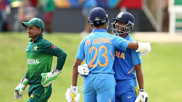 India vs Pak U-19 World Cup: यशस्वी जायसवाल और दिव्यांश सक्सेना ने पाकिस्तान के खिलाफ भारत को आसान जीत दिलाई.
