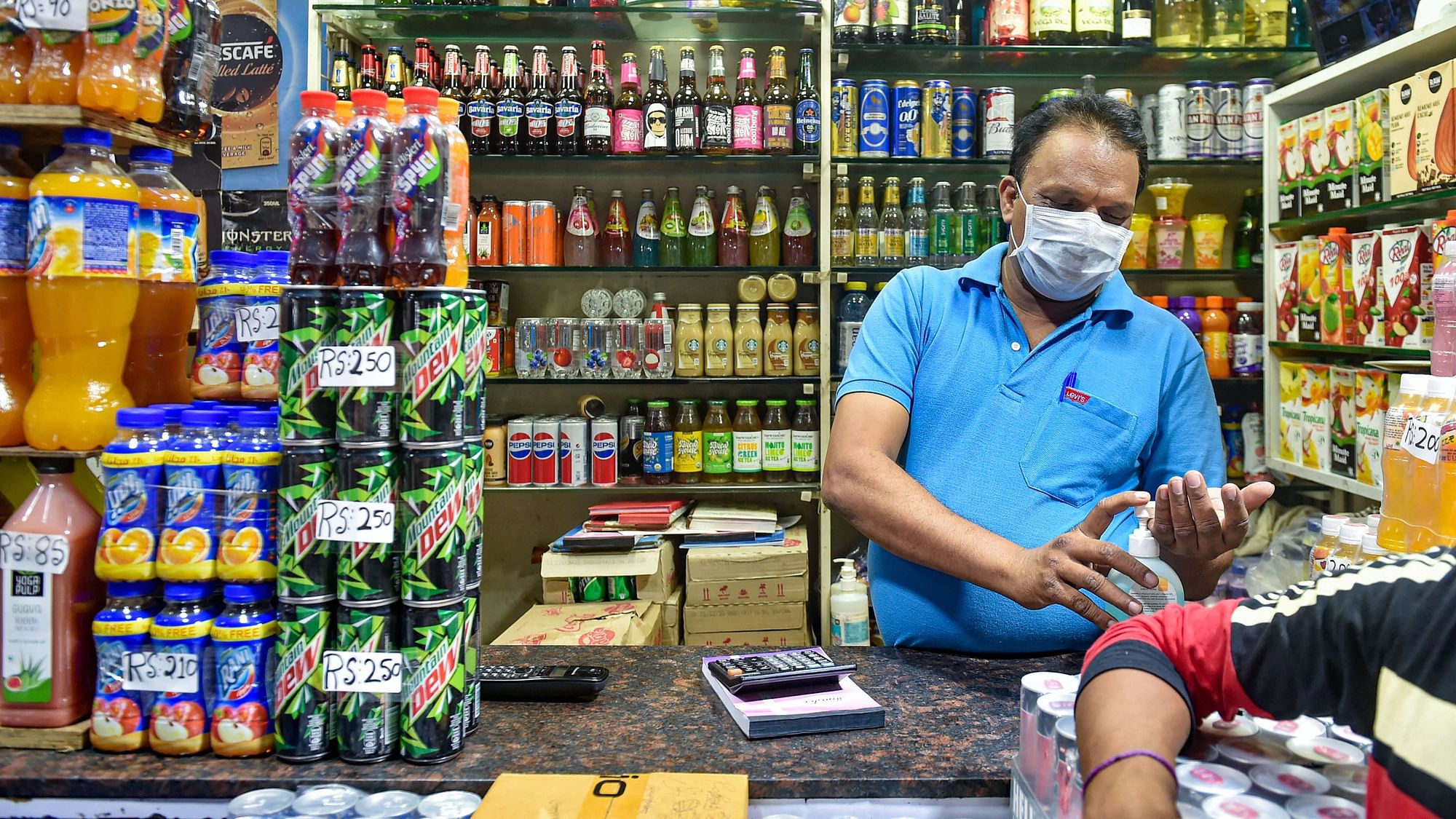 भारत में दुकानों को मिली लॉकडॉउन से छूट
