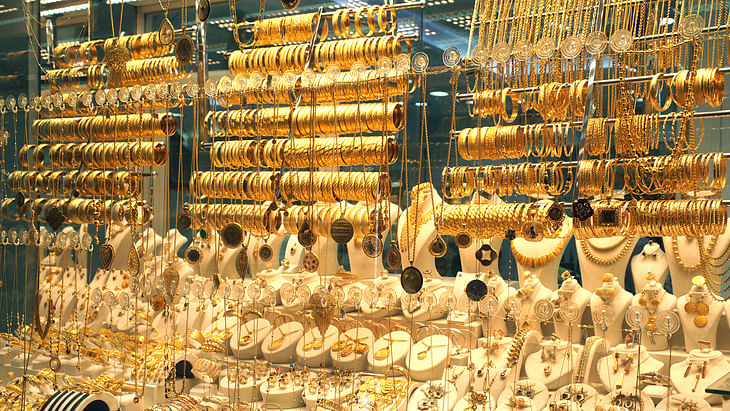 Gold-Silver prices: सोना 50 हजार के करीब पहुंचा, जानें ताजा भाव 