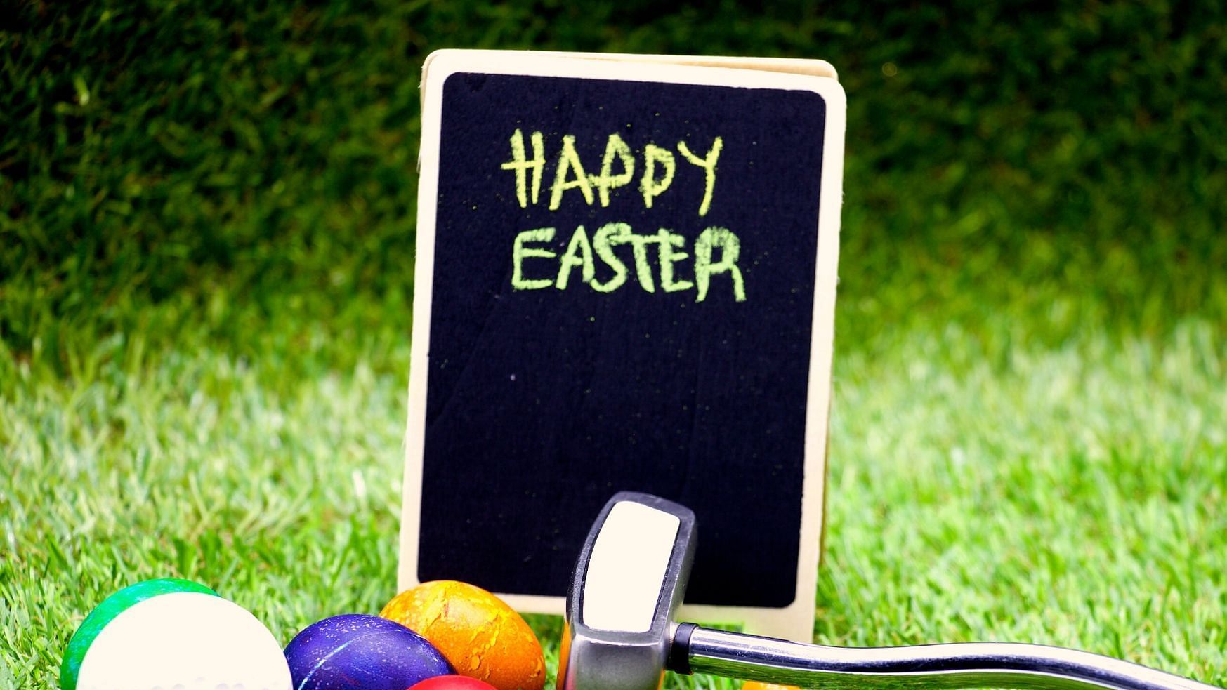 Happy Easter 2020: ईस्टर की अपनों को भेजें बधाई.