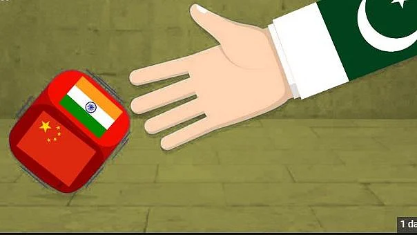 लद्दाख में भारत-चीन के बीच तनाव, पाकिस्तान की खिल रहीं बाछें